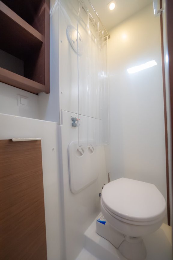 Image of Chingi Lingy yacht #14