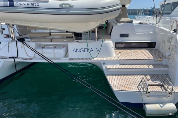 Image of Angela V yacht #3