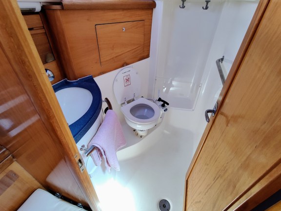 Image of Achi yacht #12