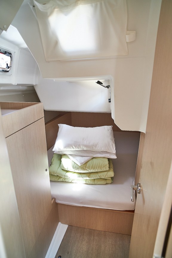 Image of La Rose yacht #11