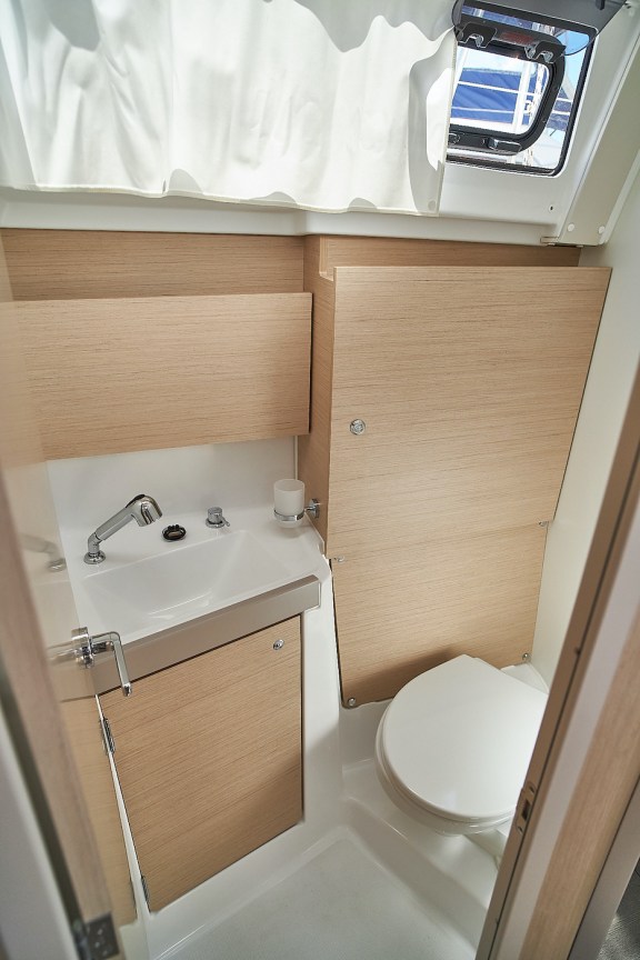 Image of La Rose yacht #12