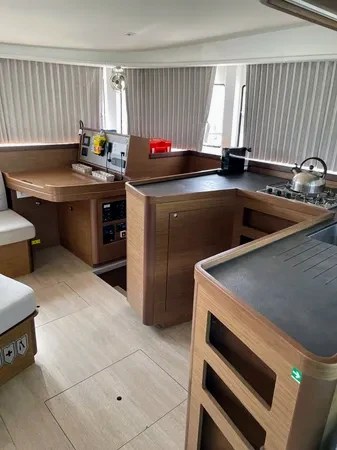 Image of Tethys yacht #7