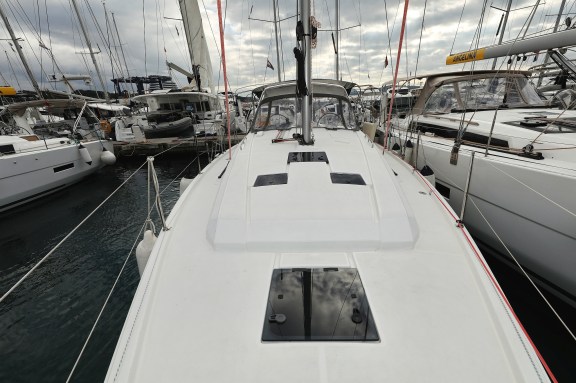 Image of Dream Course yacht #11