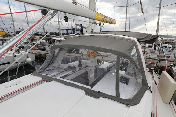 Image of Dream Course yacht #12