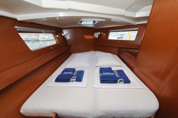 Image of Dream Course yacht #31