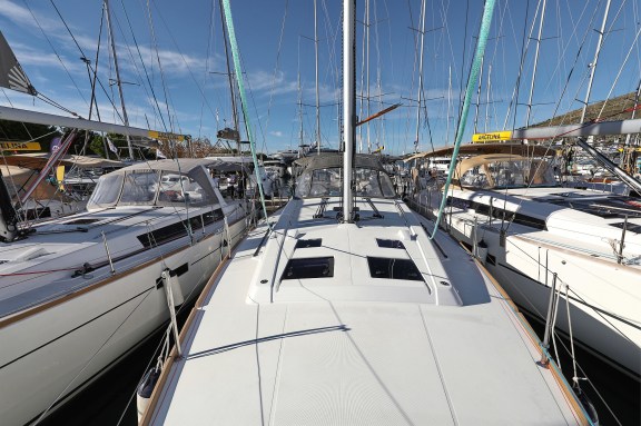 Image of Melanie yacht #12