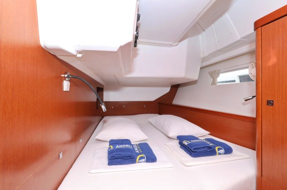 Image of Melanie yacht #27