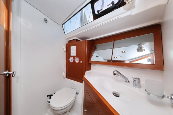 Image of Melanie yacht #38