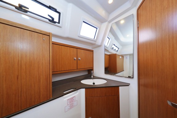 Image of Dolce Vita yacht #34