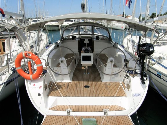 Image of MH 60 yacht #3