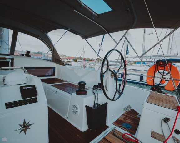 Image of Eleni yacht #11