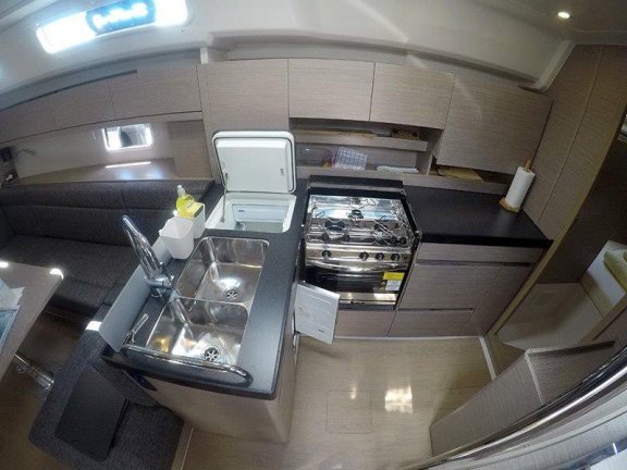 Image of Podatok Too yacht #15