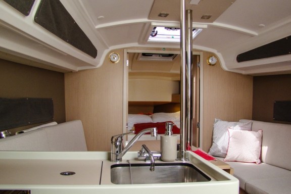 Image of Mobula Zero yacht #8