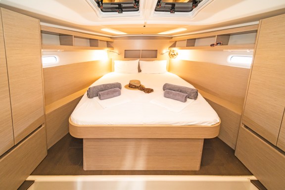 Image of Meraki of London yacht #8