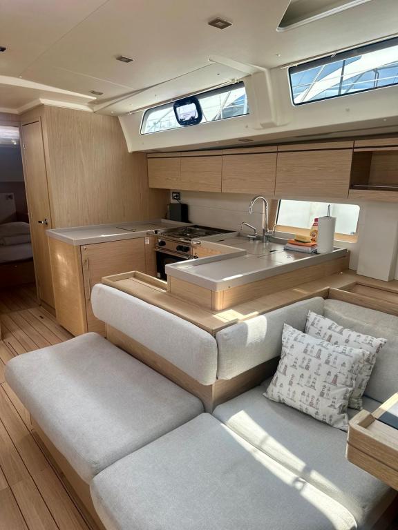 Image of Full Moon yacht #3