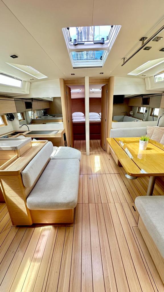 Image of Full Moon yacht #5