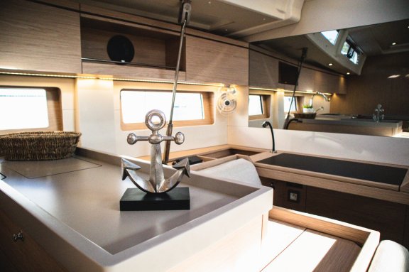 Image of Full Moon yacht #15