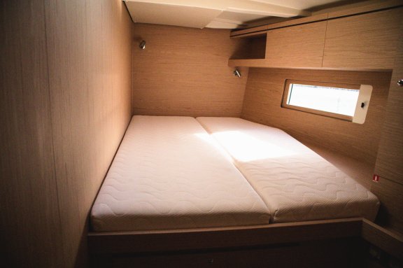 Image of Full Moon yacht #27