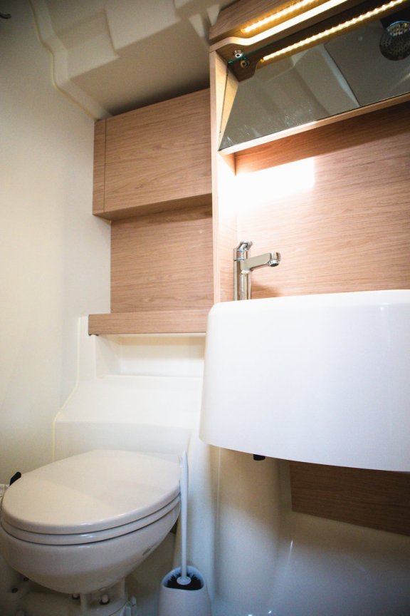 Image of Full Moon yacht #30