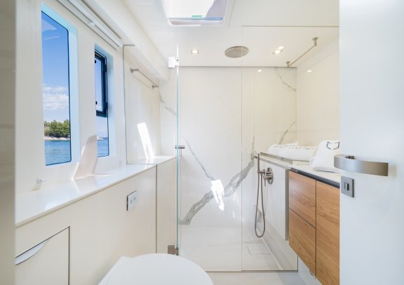 Image of Vulpino yacht #25