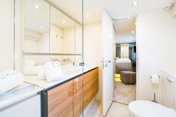 Image of Vulpino yacht #26