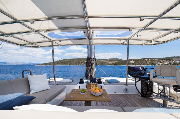 Image of Solitaire yacht #8