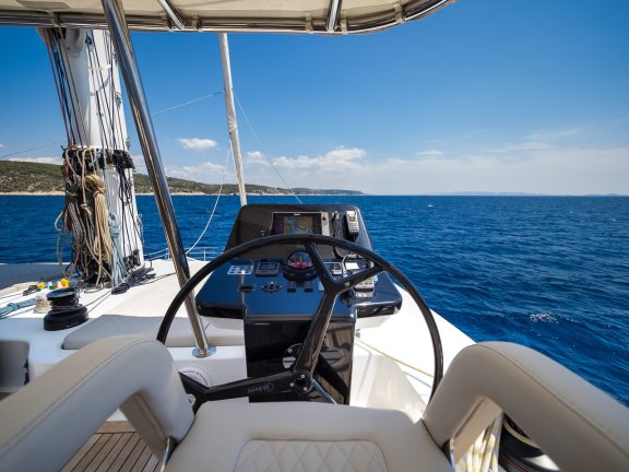 Image of Solitaire yacht #10