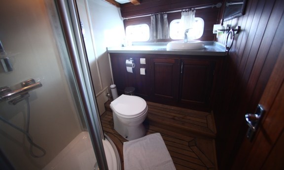 Image of Perrinita yacht #18