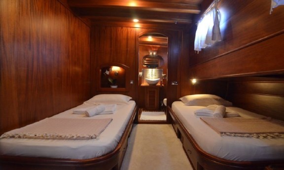 Image of Smyrna yacht #10