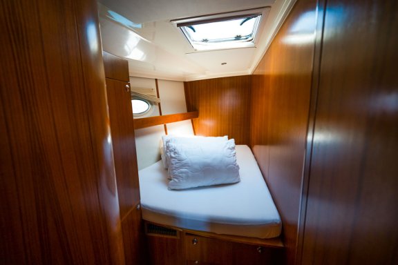 Image of Lenka yacht #12