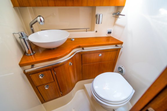 Image of Lenka yacht #13