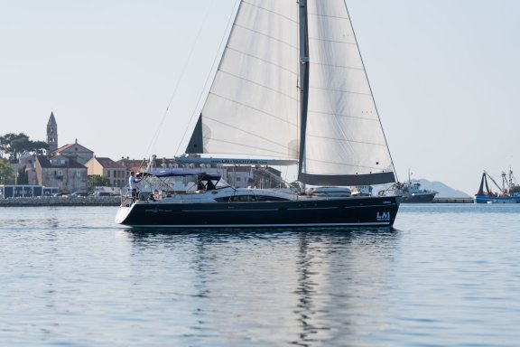 Image of Lenka yacht #14