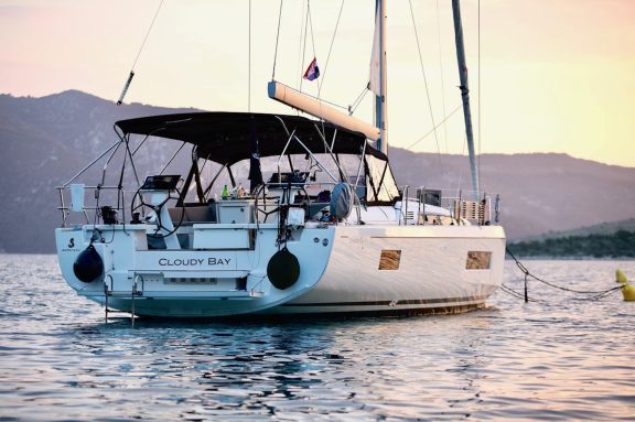 Image of Cloudy Bay yacht #5