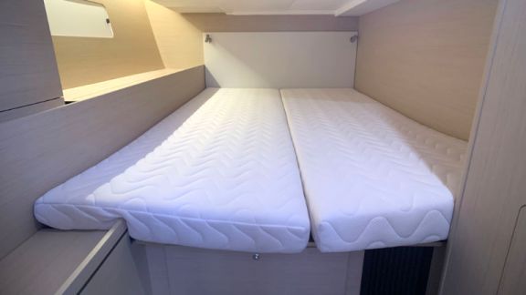 Image of Cloudy Bay yacht #23