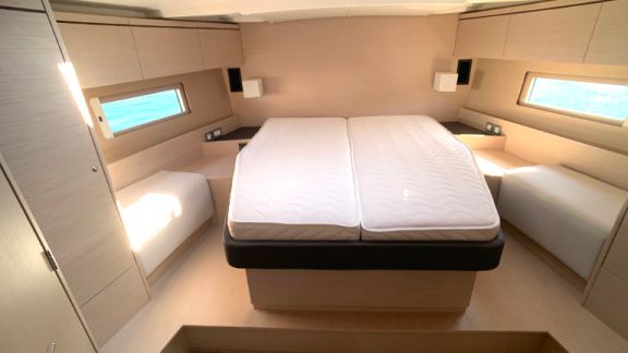 Image of Cloudy Bay yacht #21