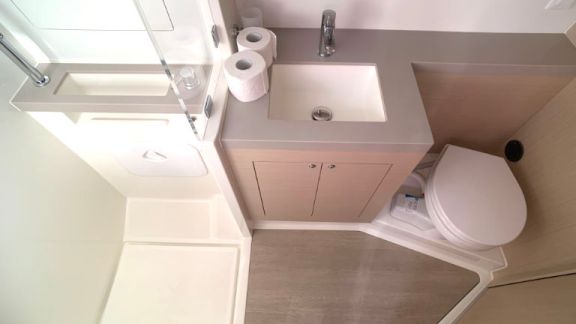 Image of Cloudy Bay yacht #28