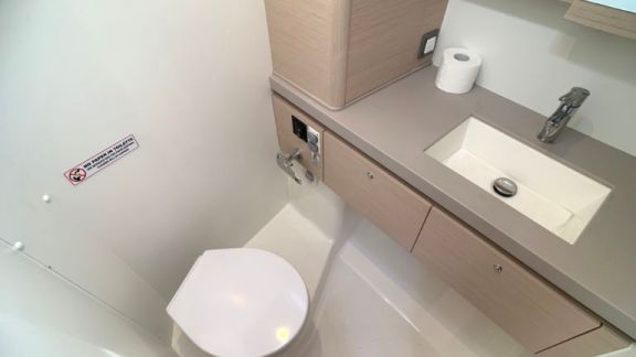 Image of Cloudy Bay yacht #26