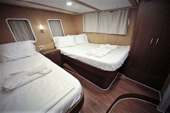 Image of Oguz Bey yacht #17