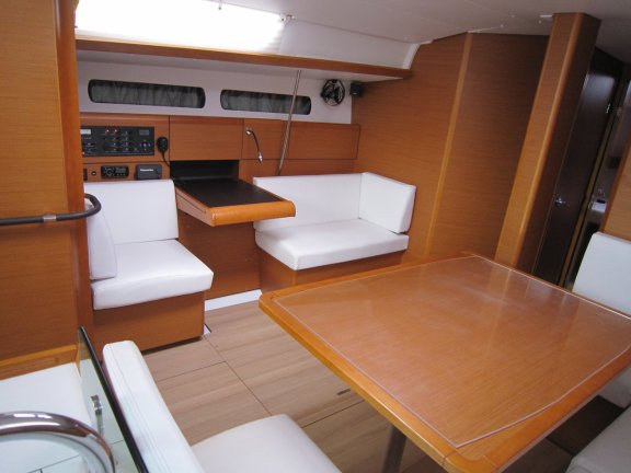 Image of Airbender yacht #10