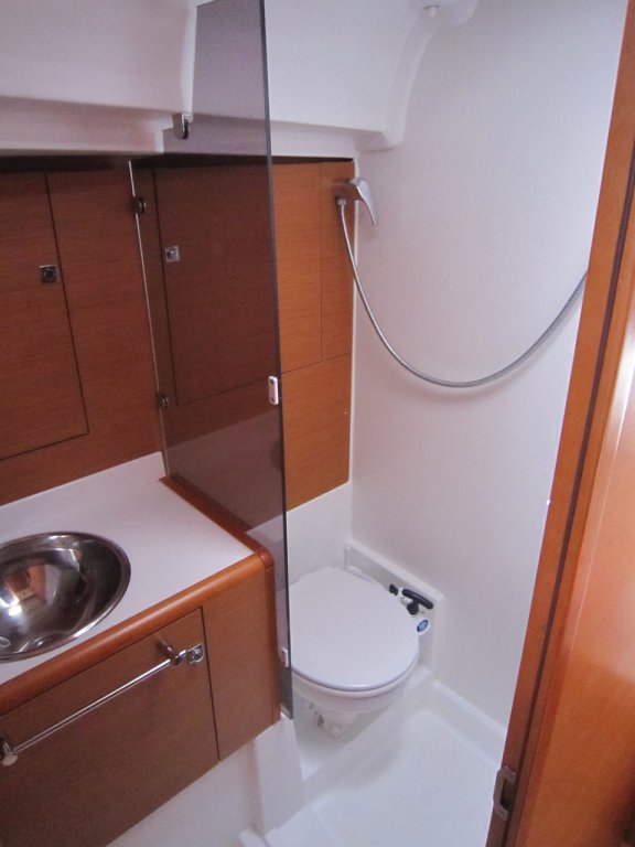 Image of Airbender yacht #13