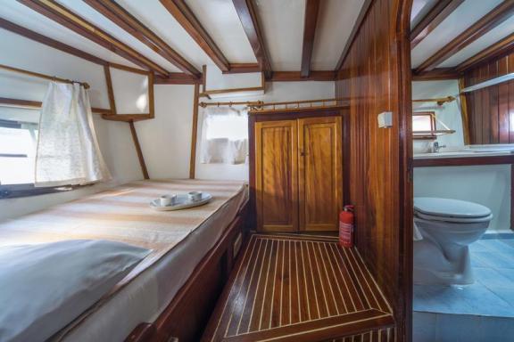 Image of Atalanta yacht #25