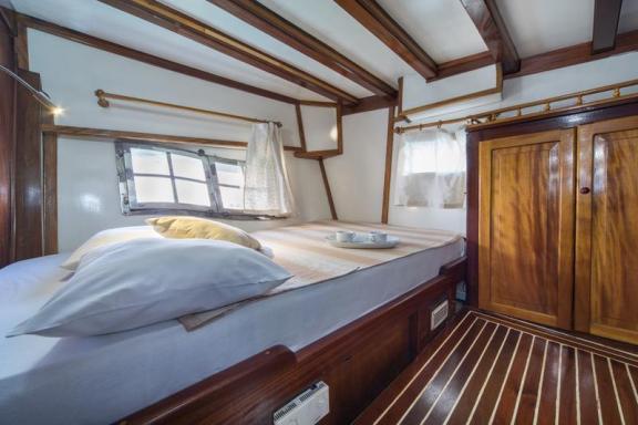 Image of Atalanta yacht #27