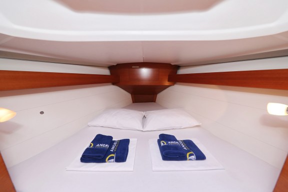 Image of Papillon yacht #28