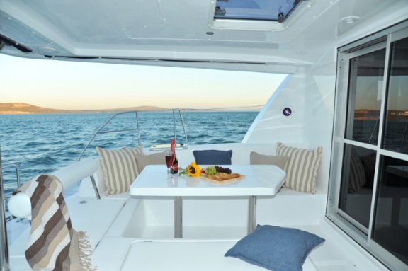 Image of Shangri-La yacht #6