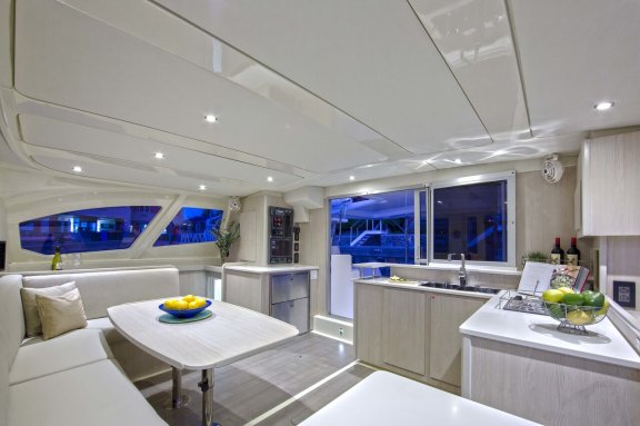 Image of Shangri-La yacht #10