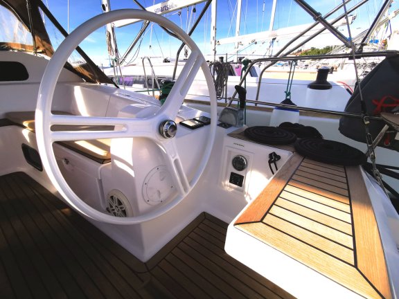 Image of Baby Boo yacht #7