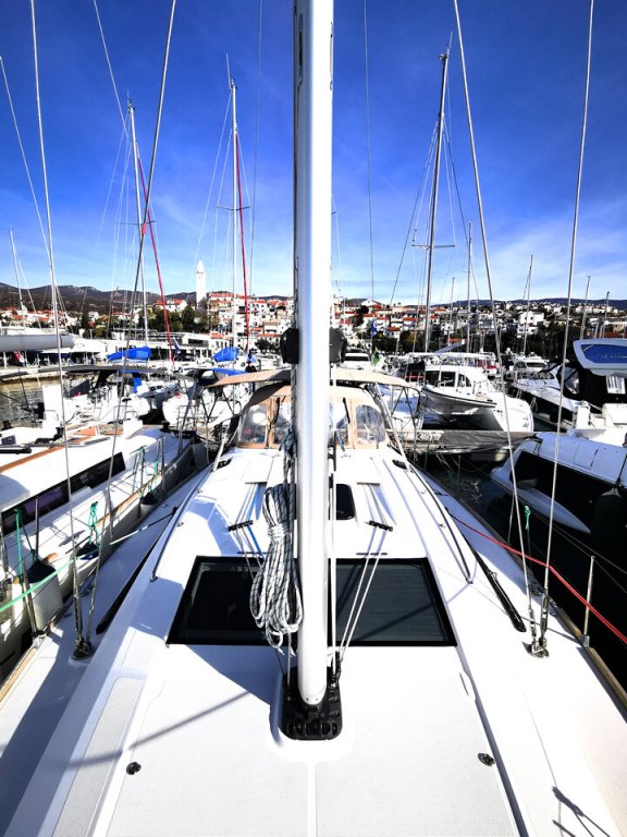 Image of Baby Boo yacht #3