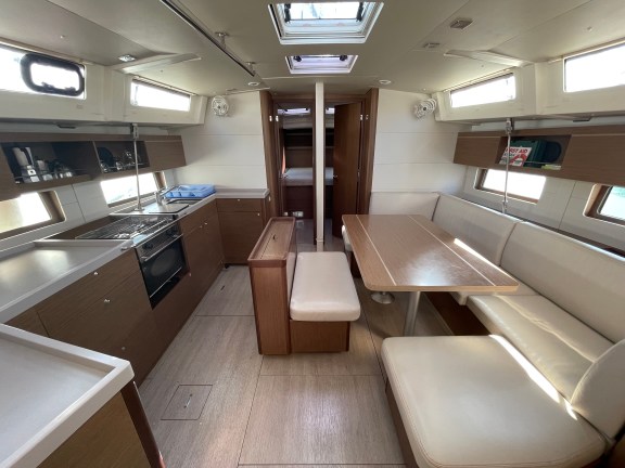 Image of CHRISTINA L yacht #8