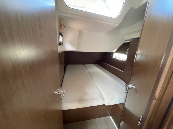 Image of CHRISTINA L yacht #11