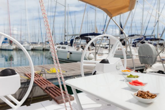 Image of Škrlatica yacht #5